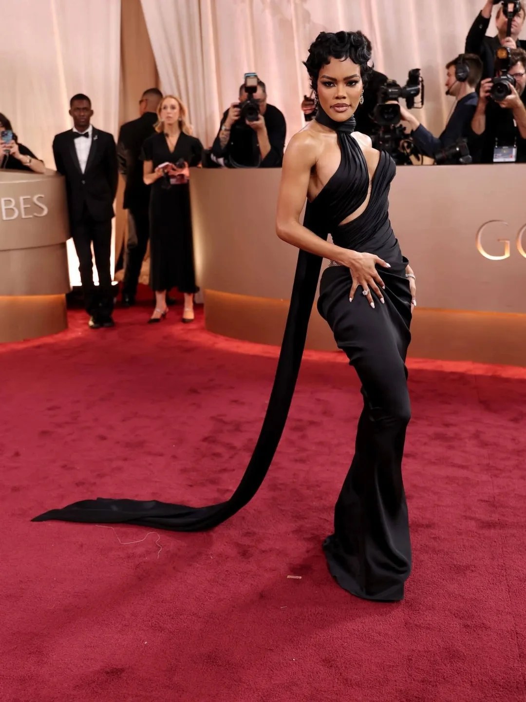 Teyana Taylor Stuns At The 2026 Golden Globes In A Black Schiaparelli Custom Gown 2 1