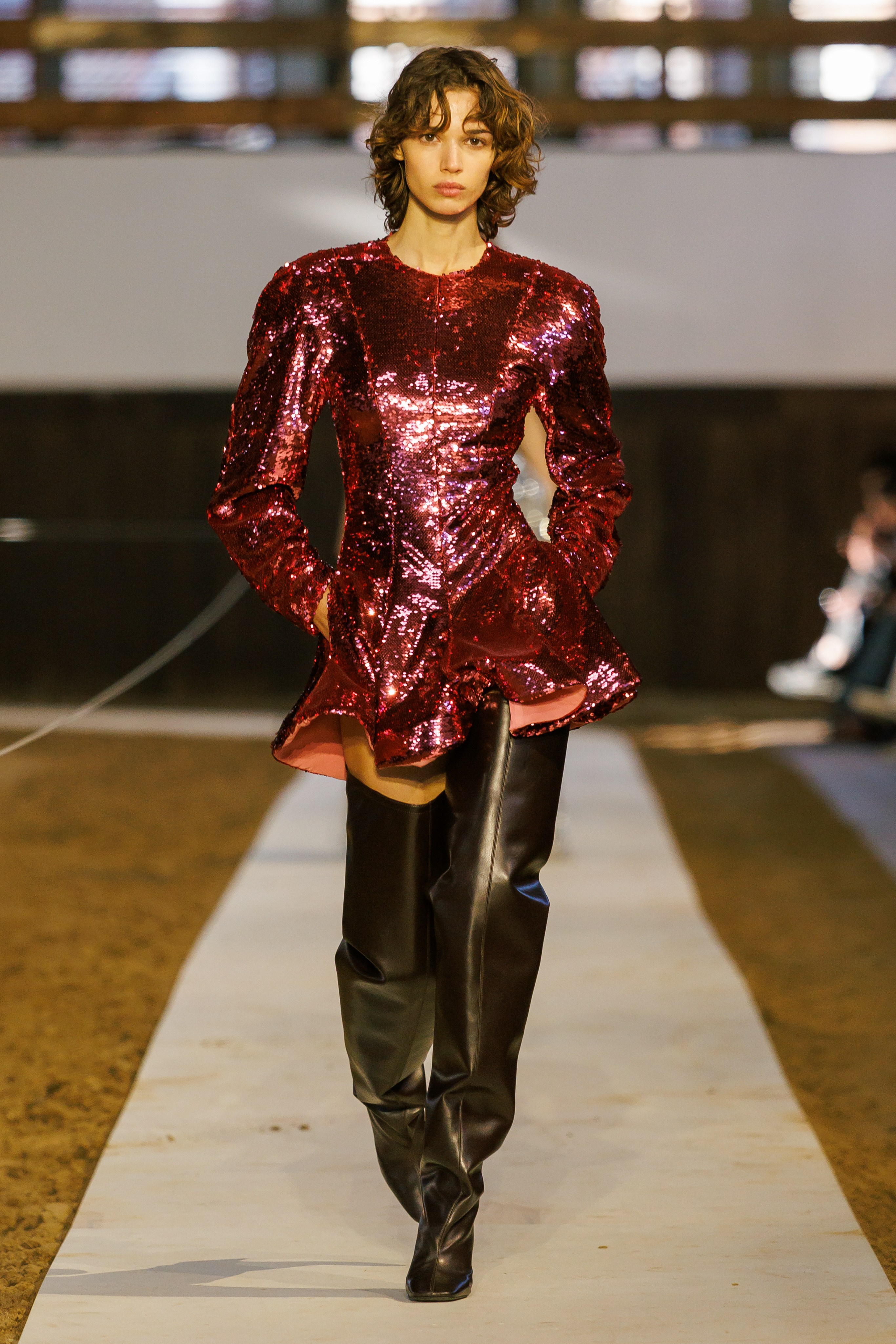 Stella McCartney Declares War on Seafood at Paris Fashion Week Stella McCartney Declares War on Seafood at Paris Fashion Week