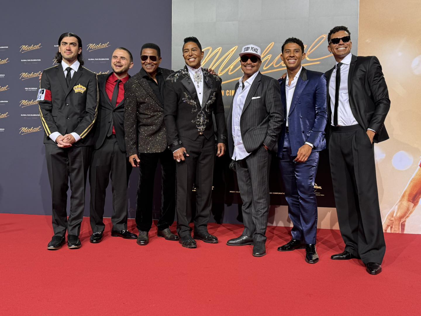 6 Nia Long Wears Alex Perry Black Velvet Gown To The Michael Movie World Premiere Jermaine Jackson Prince Blanket And More