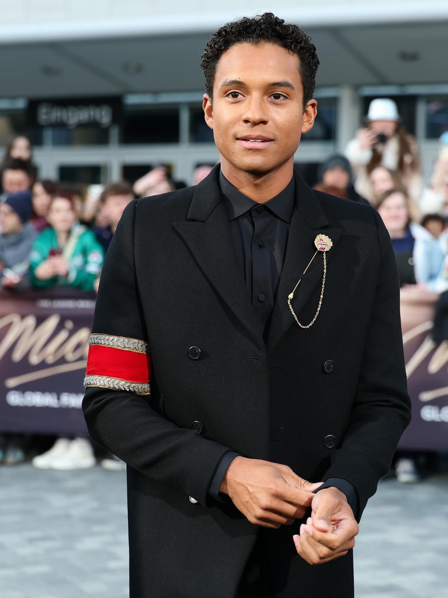 Nia Long Wears Alex Perry Black Velvet Gown To The Michael Movie World Premiere Jermaine Jackson Prince Blanket And More