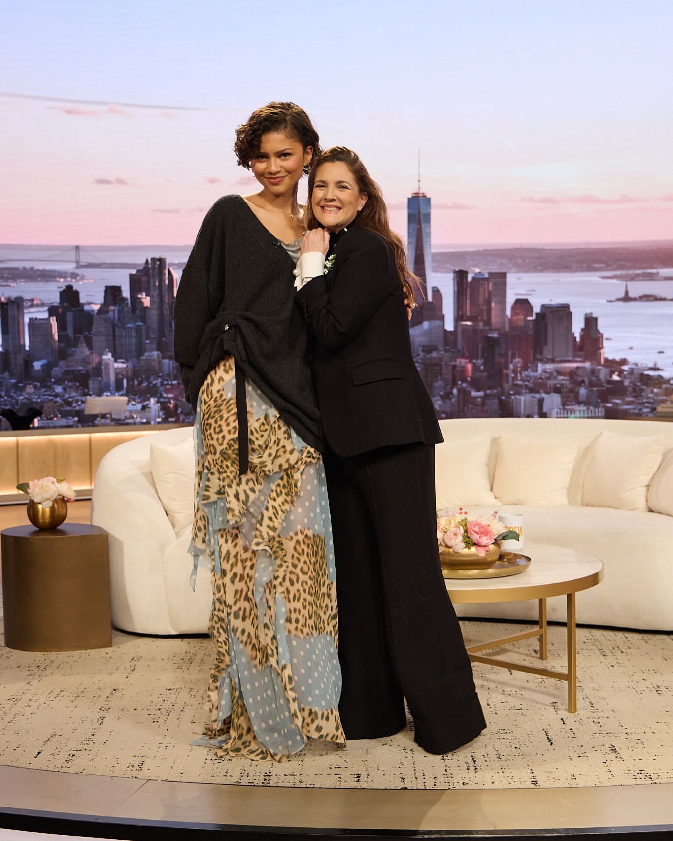 Zendayas The Drama Slay Continues In Blue Schiaparelli Gown Zimmermann Corset Dress For Fallon Tonight Erdem And More