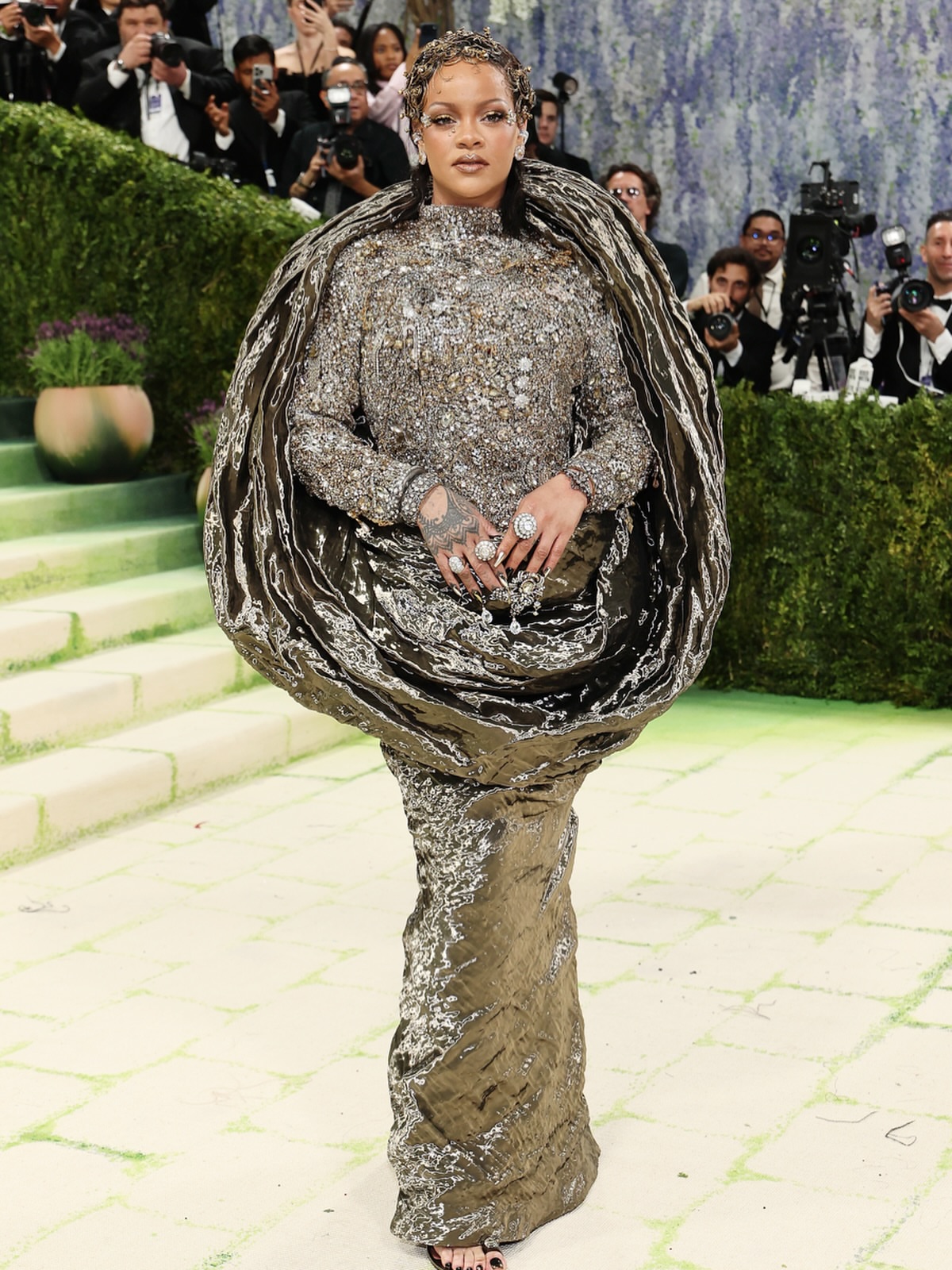 Top 10 Looks From The Met Gala 2026 Isha Ambani In Gaurav Gupta Cardi B In Marc Jacobs Naomi Osaka In Robert Wun Beyonce In Olivier Rousteing And More Image 1777995995 1