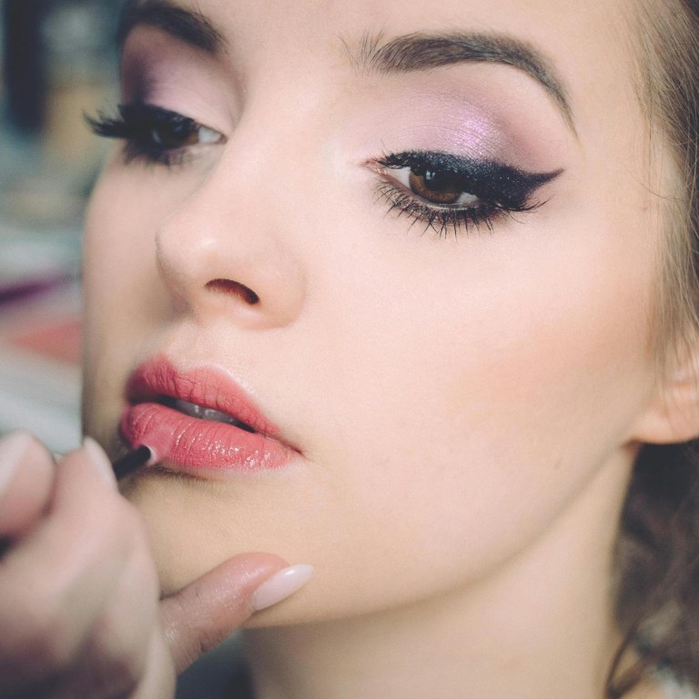 Why We Should Celebrate the Art of Beauty in Make-up