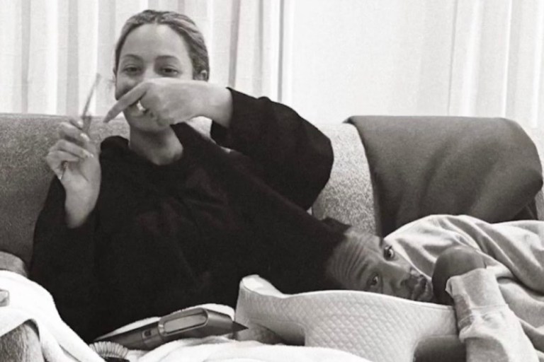 Beyonce Combs Out Jay-Z’s Locs Into an Afro for His Philadelphia Concert in New Viral CECRED Video
