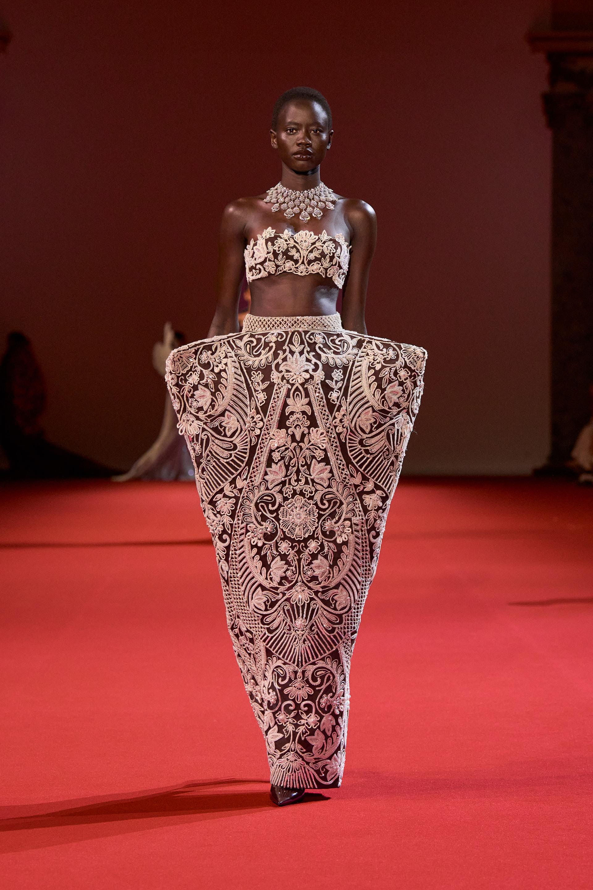 3 Manish Malhotra Debuts Fall 2026 Maa Collection At Paris Haute Couture Week