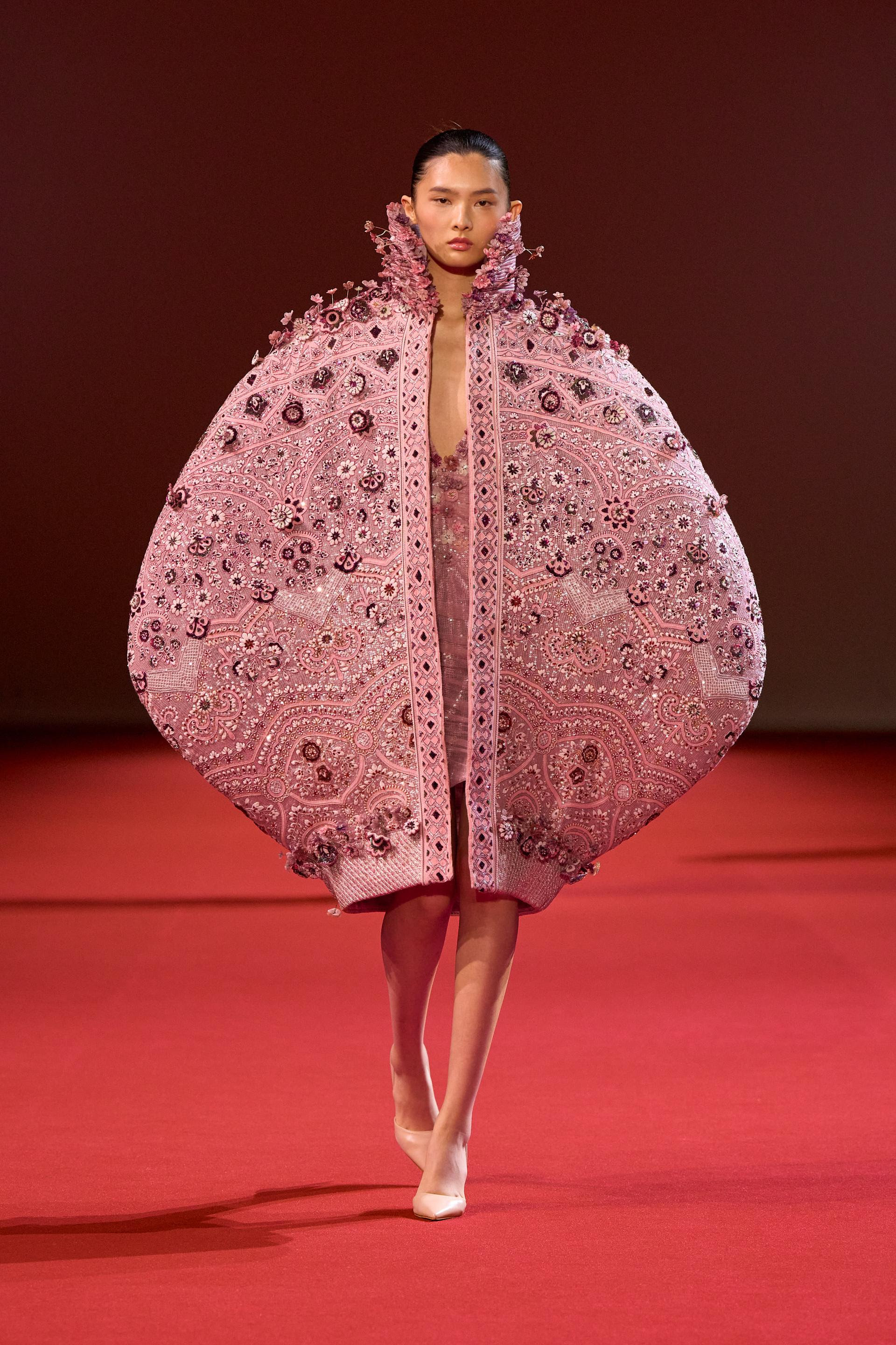6 Manish Malhotra Debuts Fall 2026 Maa Collection At Paris Haute Couture Week