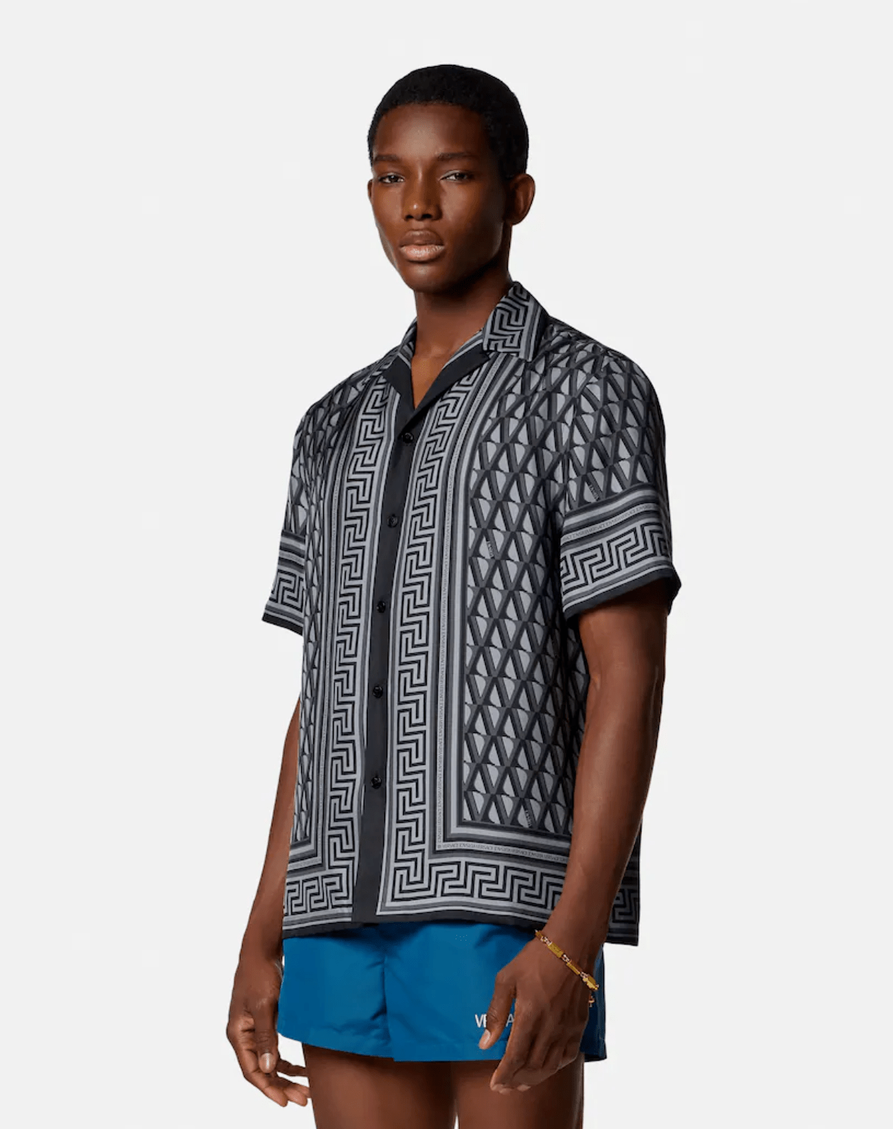 898 Magic Johnson Cookie Johnson In Dries Van Noten And EJ Johnson In Gucci Snake Shorts Set Enjoy Family Dinner In Croatia
