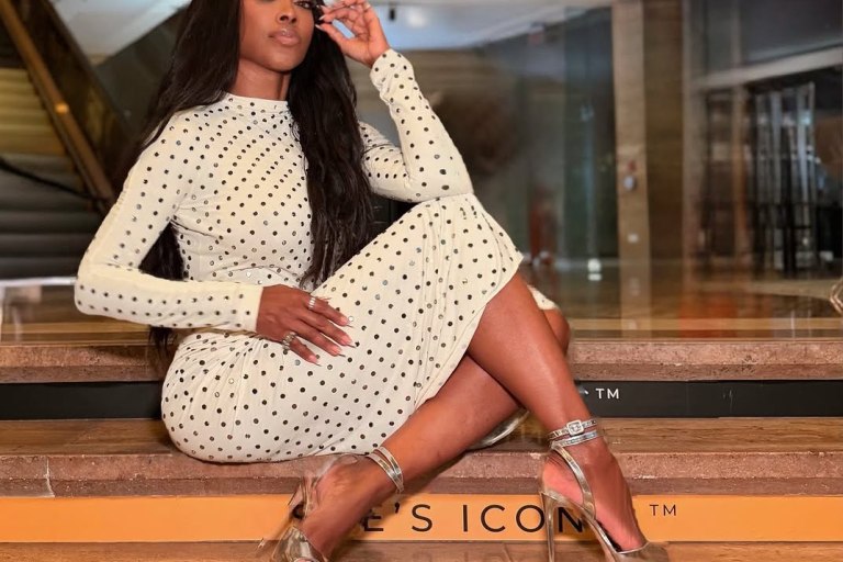 Kenya Moore Wore a $4,750 Alaïa Crystal-Embellished Jersey Dress for Miss USA’s 75th Anniversary