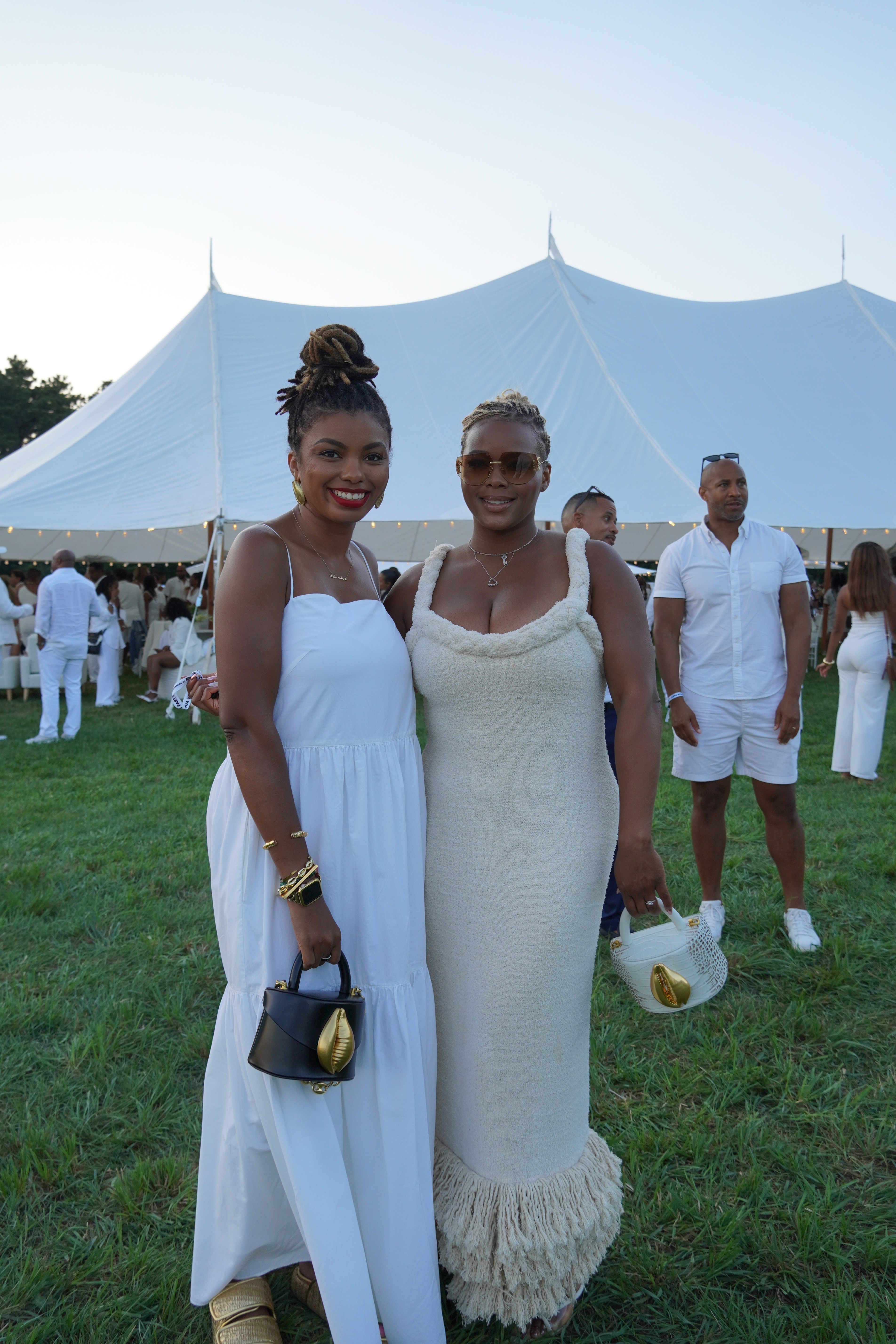 78 Fashion Bomb Daily On The Scene The 2026 MVAAFF X ESPN White Party On Marthas Vineyard