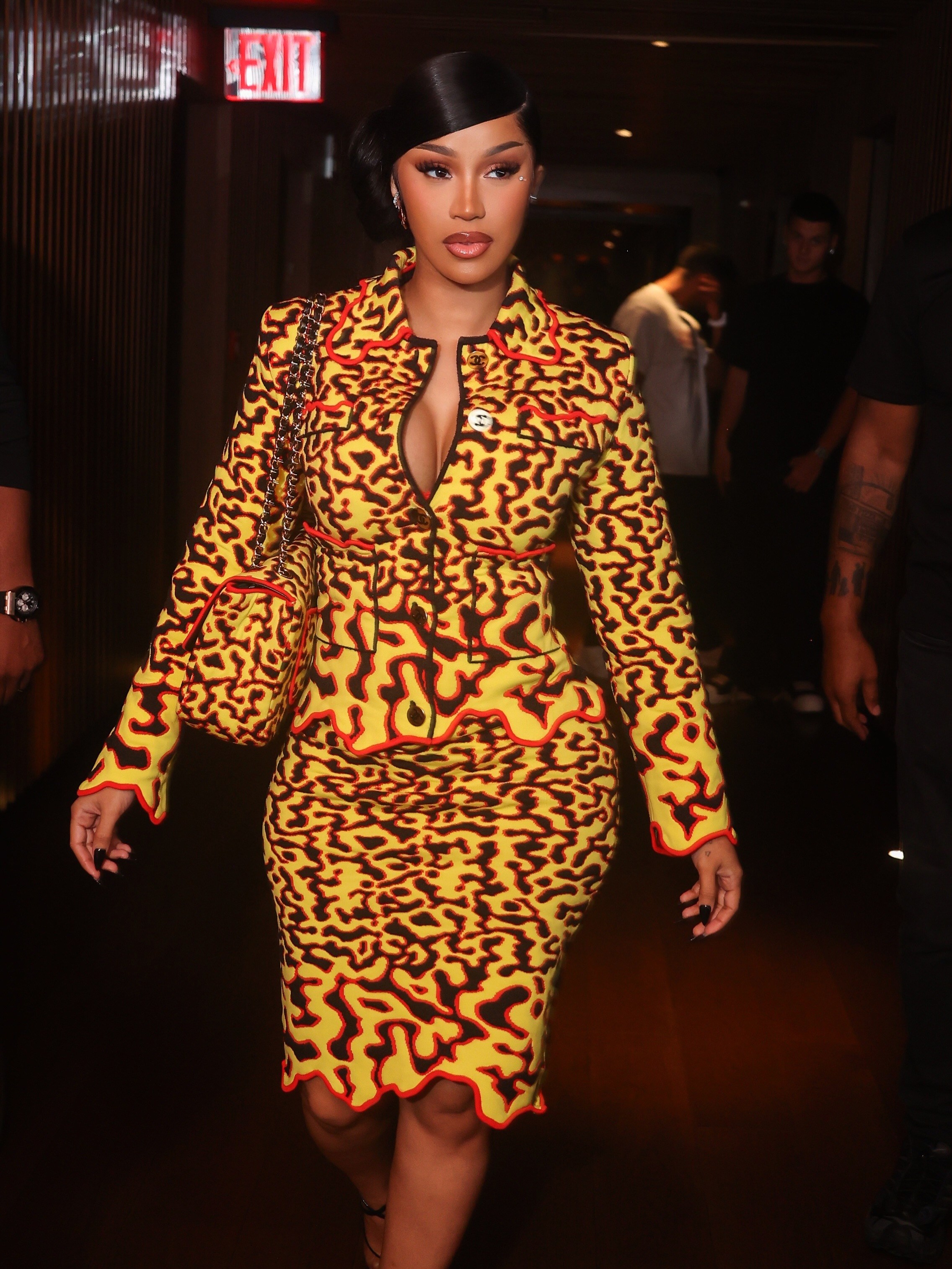 Cardi B Performs With Kehlani In Brooklyn Wearing Chanel Metiers Darts Magma Print Skirt Suit And Bag Image 1787651002 6