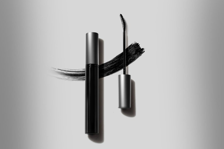 Tubing Mascaras: Performance, Easy Removal, and Next-Generation Eye Makeup Formulas