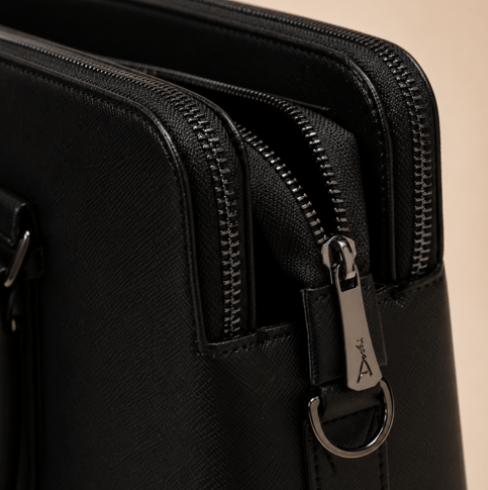 How to Choose a Vegan Leather Backpack for Work and Everyday Use