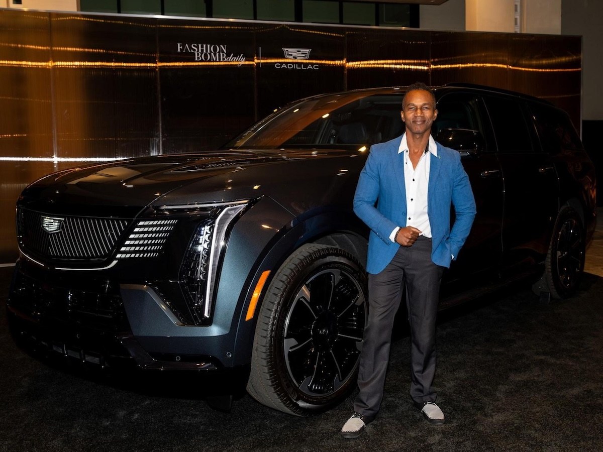 07 1851 Cadillac TheBombFashionShow Hadji 14648