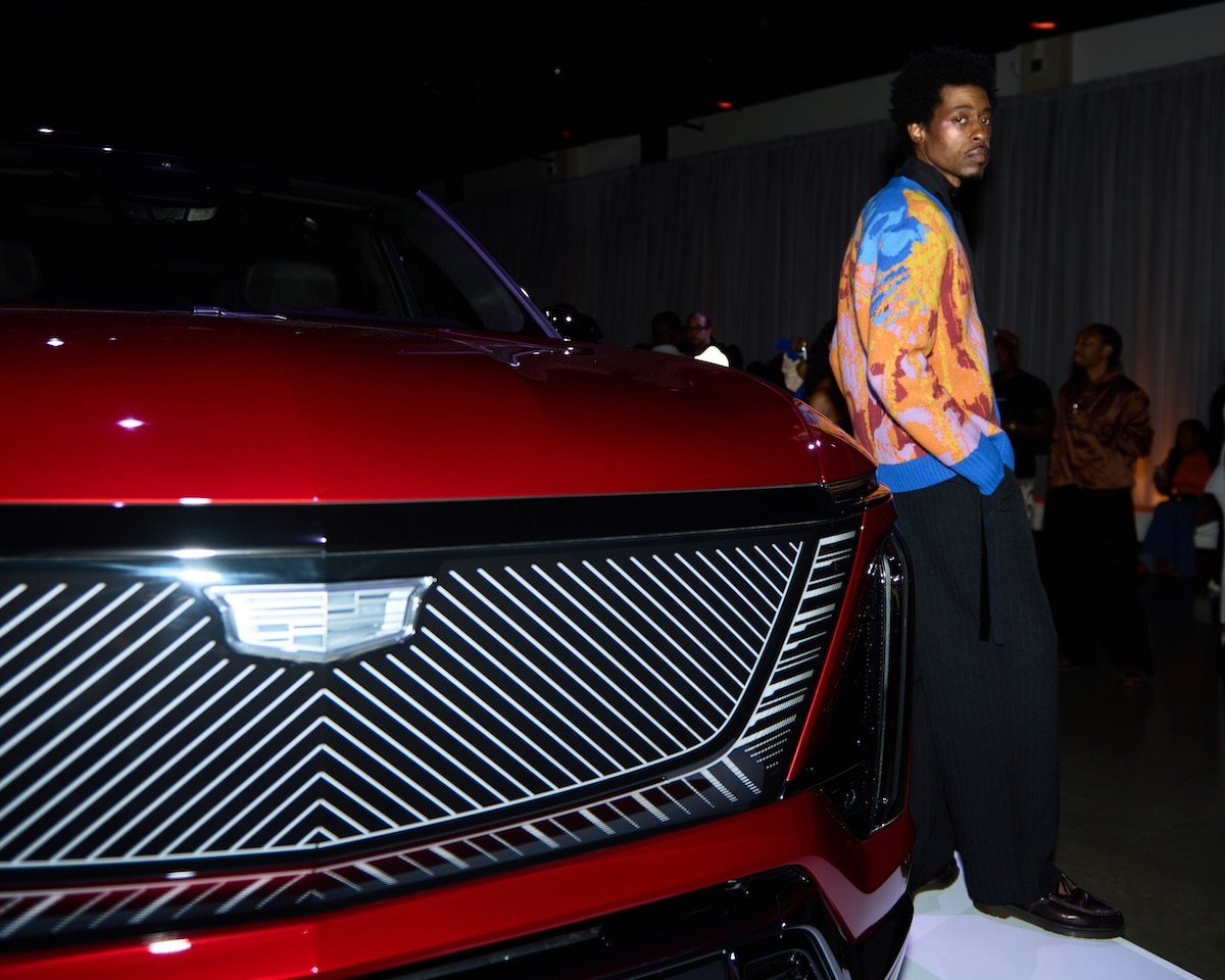 17 Cadillac TheBombFashionShow 3350